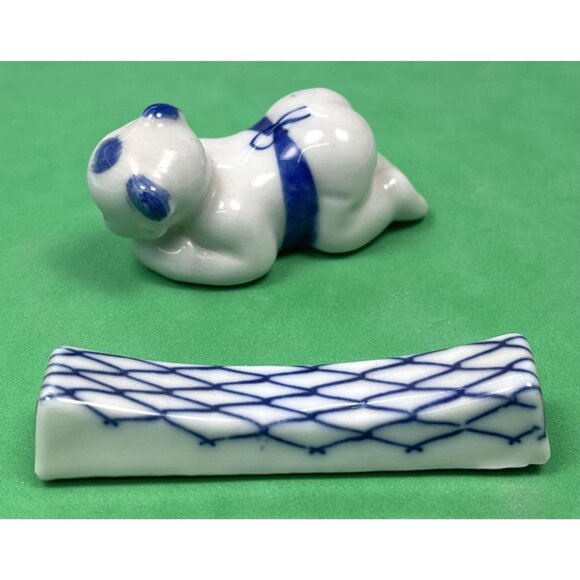 VTG Lot 2 Blue White Handpainted Ceramic CHOPSTICK RESTS Pillow Baby Chinese EUC - Picture 2 of 5